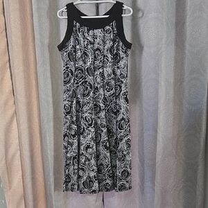 Perceptions Black and White Swirl Midi Dress